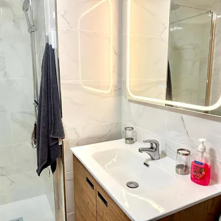 Amplio Piso De 3 Cerca De La Playa Arenal Apartment