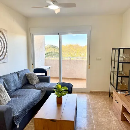 Amplio Piso De 3 Cerca De La Playa Arenal Appartement